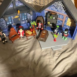 Playskool haunted house player